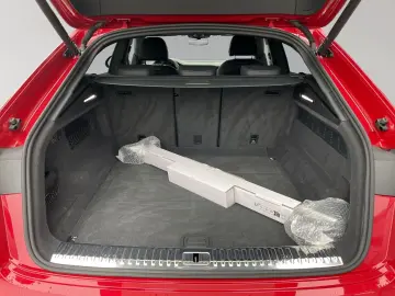 AUDI Q8 50 TDI qu Matrix AHK Pano HuD Leder Kamera