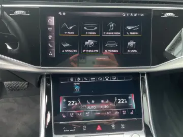 AUDI Q8 50 TDI qu Matrix AHK Pano HuD Leder Kamera