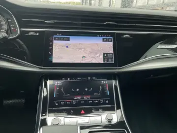 AUDI Q8 50 TDI qu Matrix AHK Pano HuD Leder Kamera