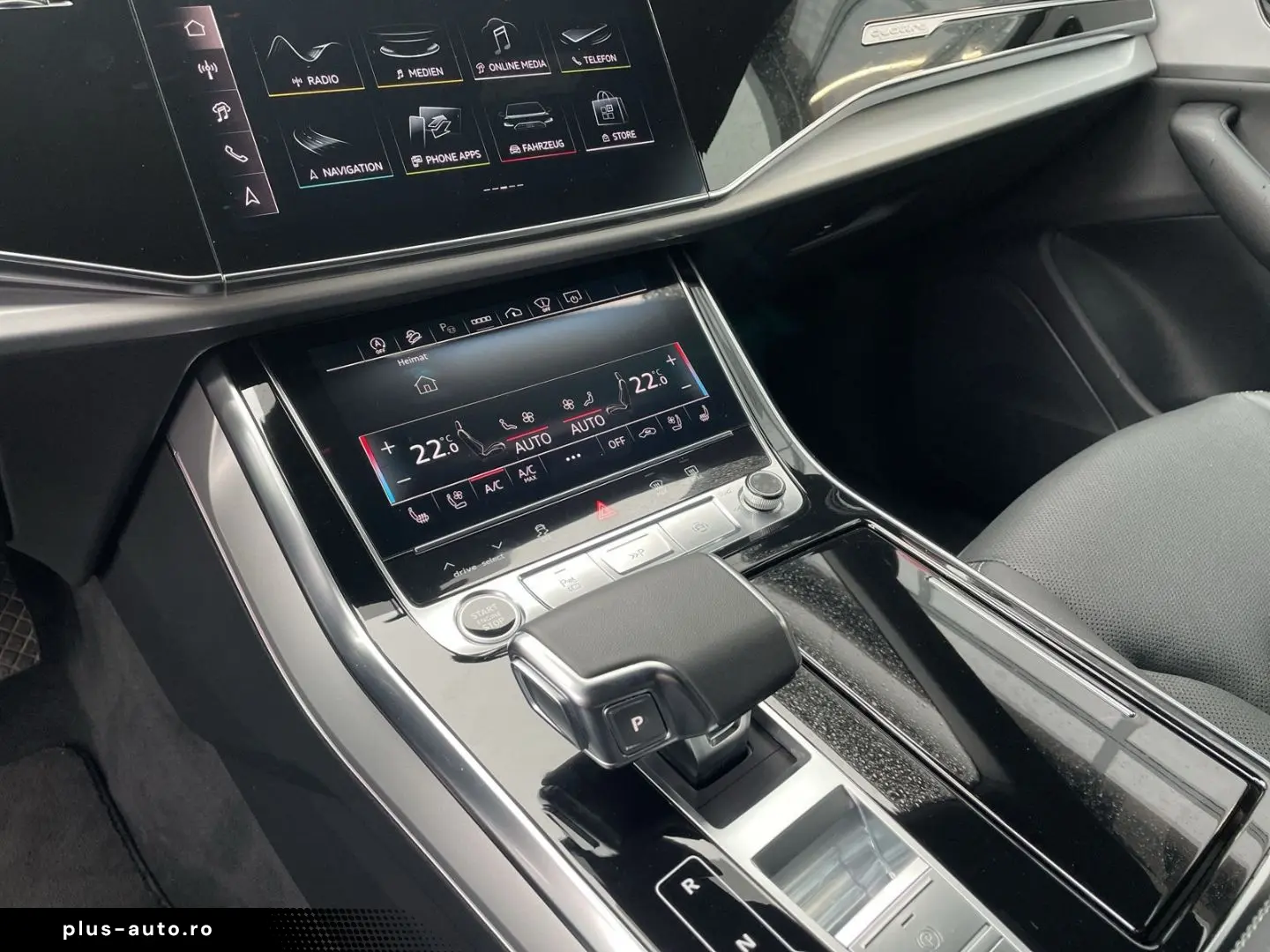 AUDI Q8 50 TDI qu Matrix AHK Pano HuD Leder Kamera