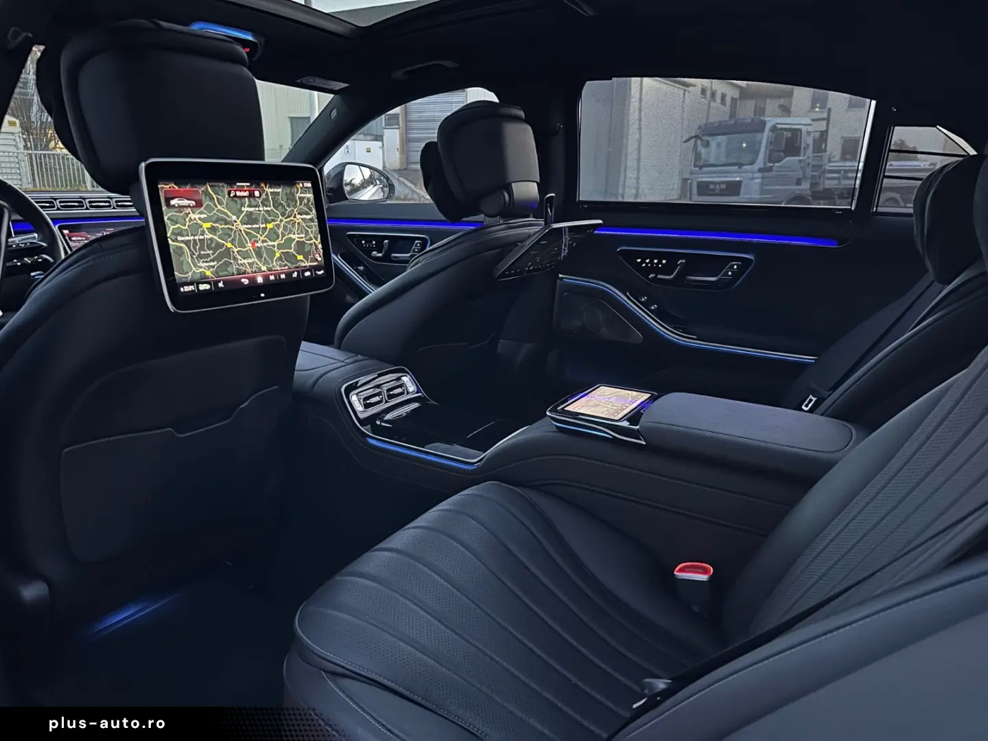 MERCEDES-BENZ S 580 AMG 4Matic Lang Chauffeur Massage HUD