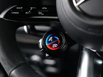 MERCEDES-BENZ G63 AMG   Manufaktur Classic Grey - Vo&hellip;