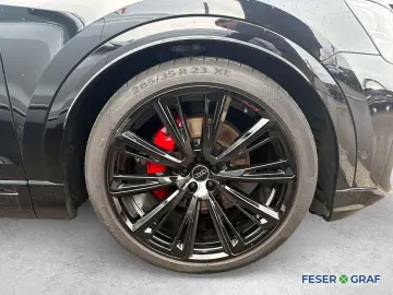 AUDI Q8 50 TDI qu. tiptr. - S line - PANO - AHK - B&O