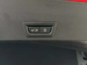 BMW XM 50e SOFT ICONIC M-SITZE H K HUD 23'&apos&hellip;