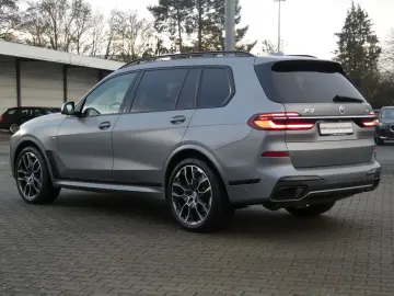 BMW X7 xDrive40i M Sportpaket Gestiksteuerung HiFi