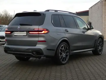 BMW X7 xDrive40i M Sportpaket Gestiksteuerung HiFi