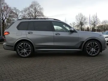 BMW X7 xDrive40i M Sportpaket Gestiksteuerung HiFi