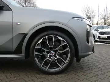 BMW X7 xDrive40i M Sportpaket Gestiksteuerung HiFi