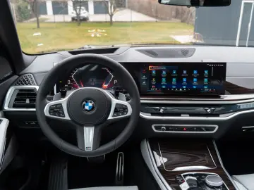 BMW X5 30d M SPORT.PANO.DR.ASS.360 .LED.HUD.AHK.22