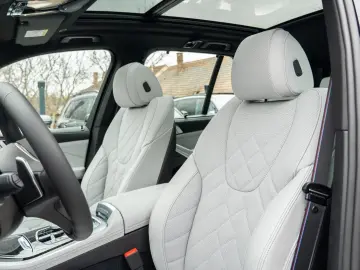 BMW X5 30d M SPORT.PANO.DR.ASS.360 .LED.HUD.AHK.22