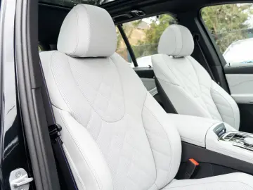 BMW X5 30d M SPORT.PANO.DR.ASS.360 .LED.HUD.AHK.22