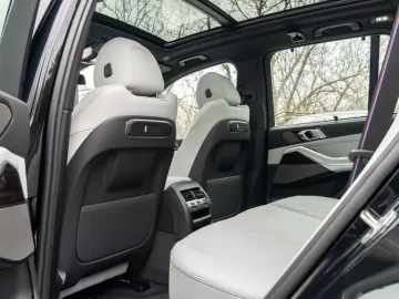 BMW X5 30d M SPORT.PANO.DR.ASS.360 .LED.HUD.AHK.22