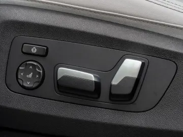 BMW X5 30d M SPORT.PANO.DR.ASS.360 .LED.HUD.AHK.22