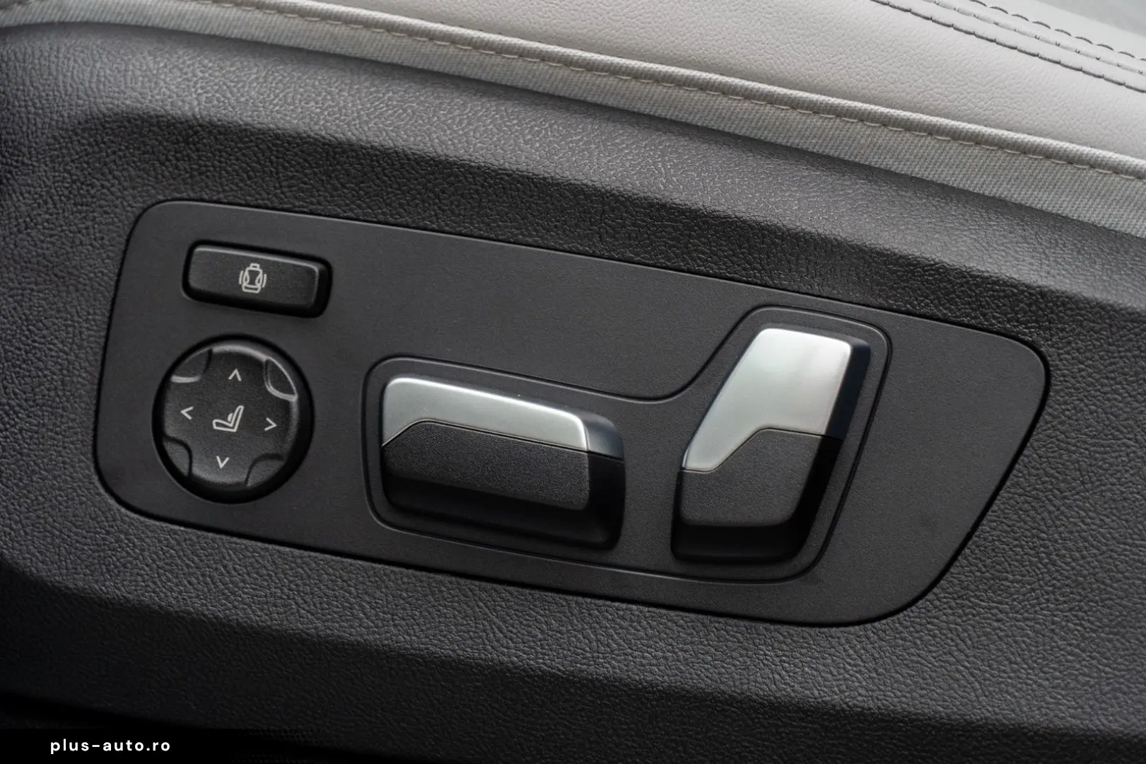 BMW X5 30d M SPORT.PANO.DR.ASS.360 .LED.HUD.AHK.22