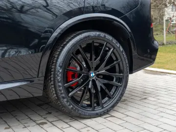 BMW X5 30d M SPORT.PANO.DR.ASS.360 .LED.HUD.AHK.22