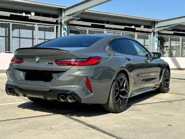 BMW M8