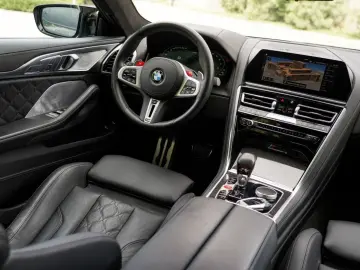 BMW M8
