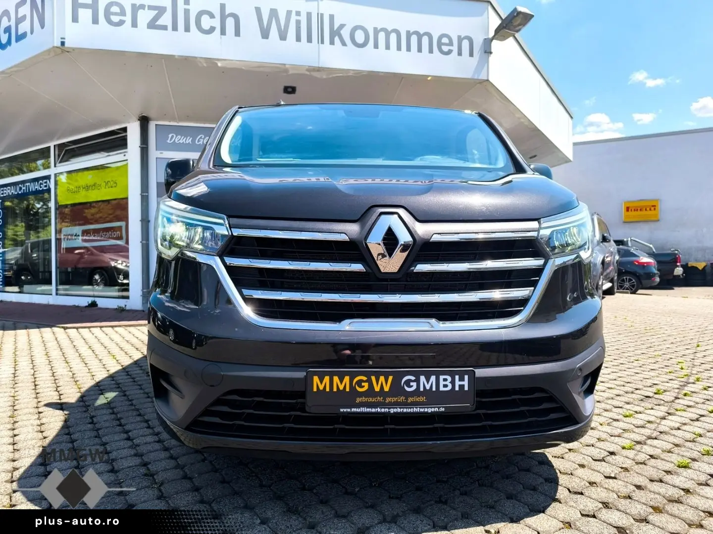 RENAULT Trafic Combi L2H1 3 0t Life 2.0 BLUE dCi 150 EU6