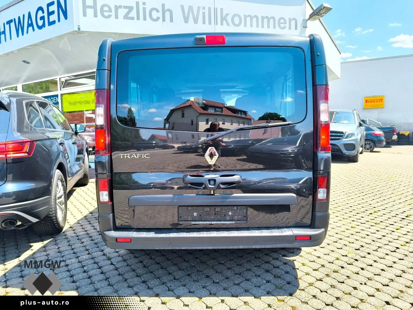 RENAULT Trafic Combi L2H1 3 0t Life 2.0 BLUE dCi 150 EU6