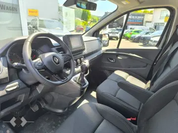 RENAULT Trafic Combi L2H1 3 0t Life 2.0 BLUE dCi 150 EU6