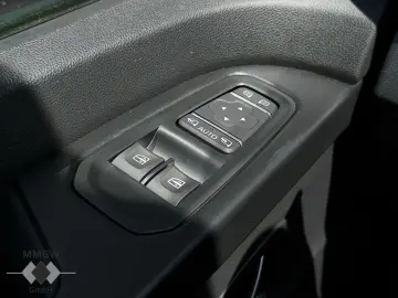 RENAULT Trafic Combi L2H1 3 0t Life 2.0 BLUE dCi 150 EU6