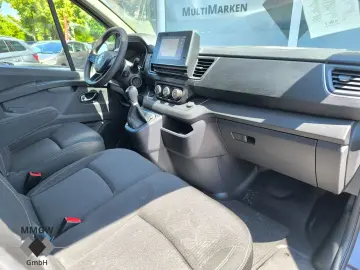 RENAULT Trafic Combi L2H1 3 0t Life 2.0 BLUE dCi 150 EU6