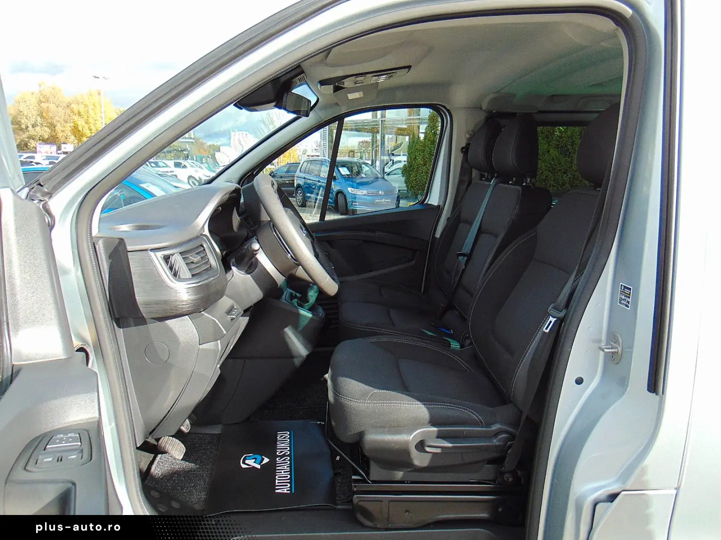 RENAULT Trafic Combi 2.0 dCi L2H1 Life