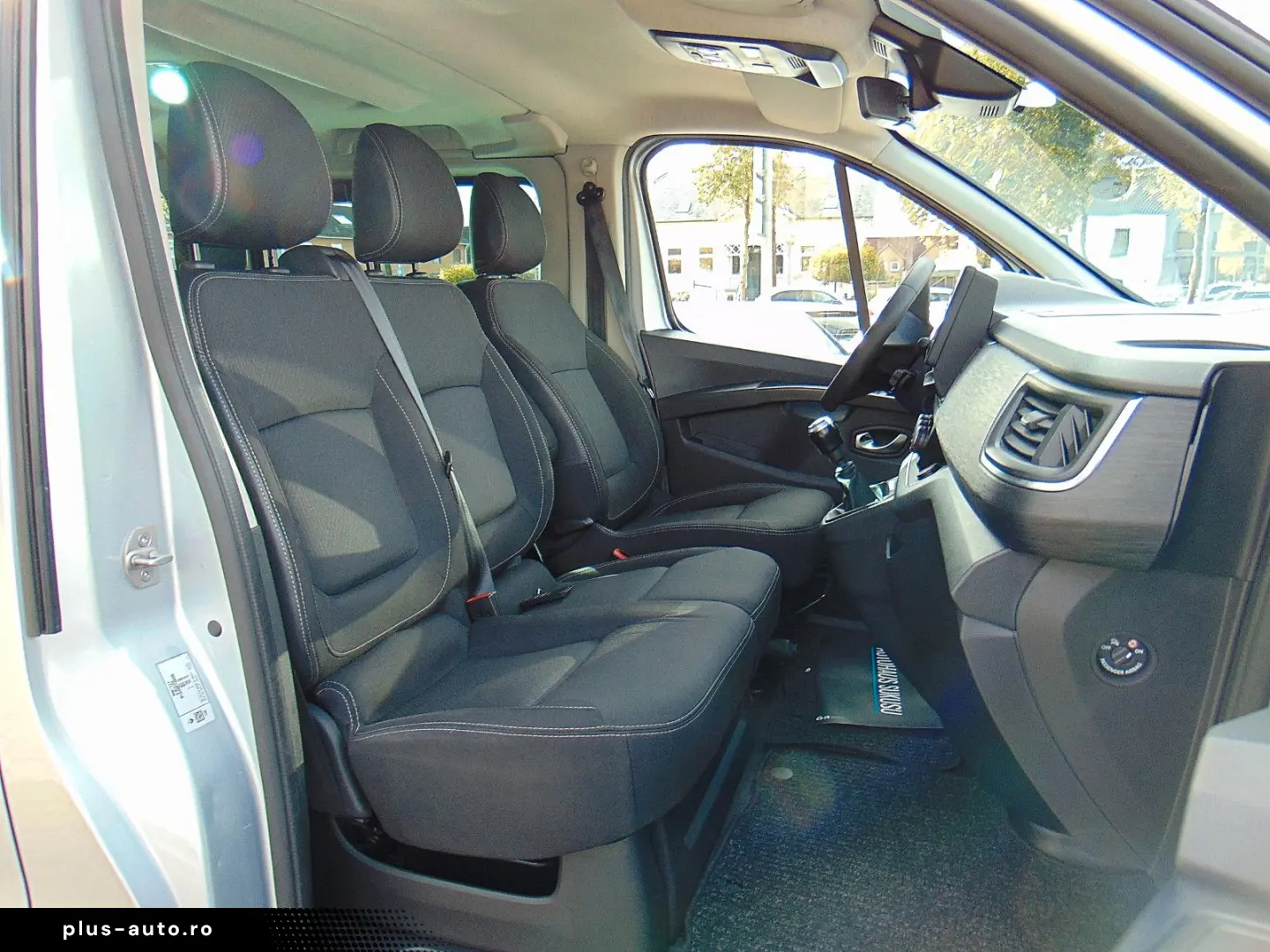 RENAULT Trafic Combi 2.0 dCi L2H1 Life