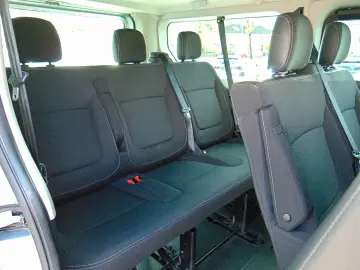 RENAULT Trafic Combi 2.0 dCi L2H1 Life