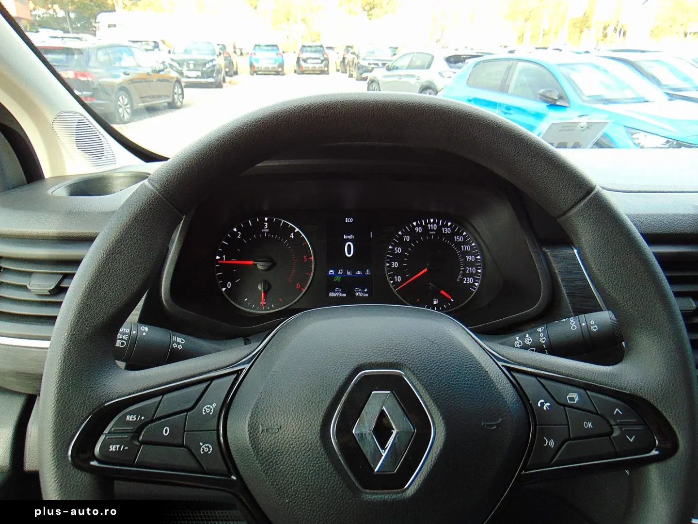 RENAULT Trafic Combi 2.0 dCi L2H1 Life