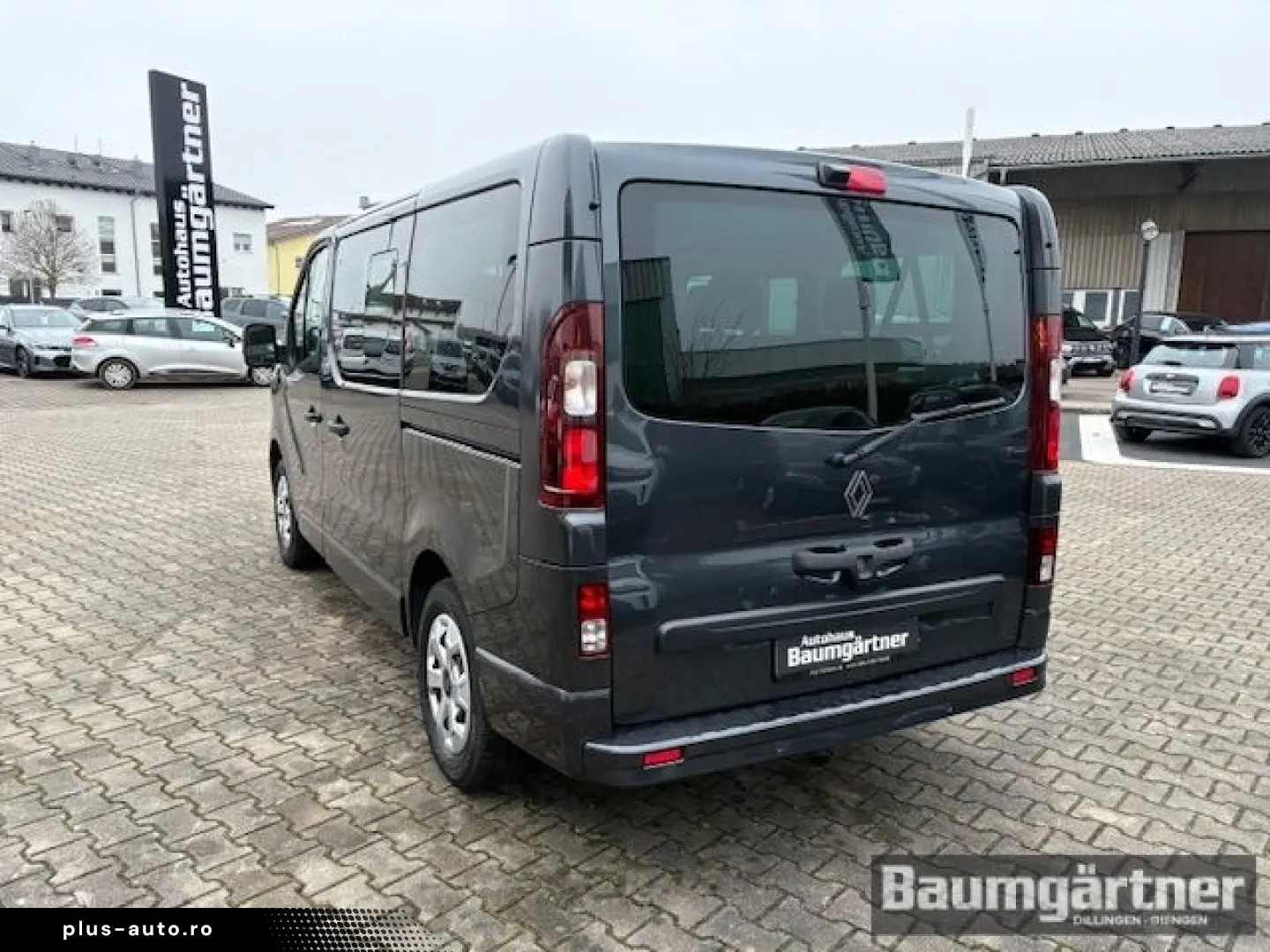 RENAULT Trafic Combi Evolution dCi 150 9-Sitzer Kamera