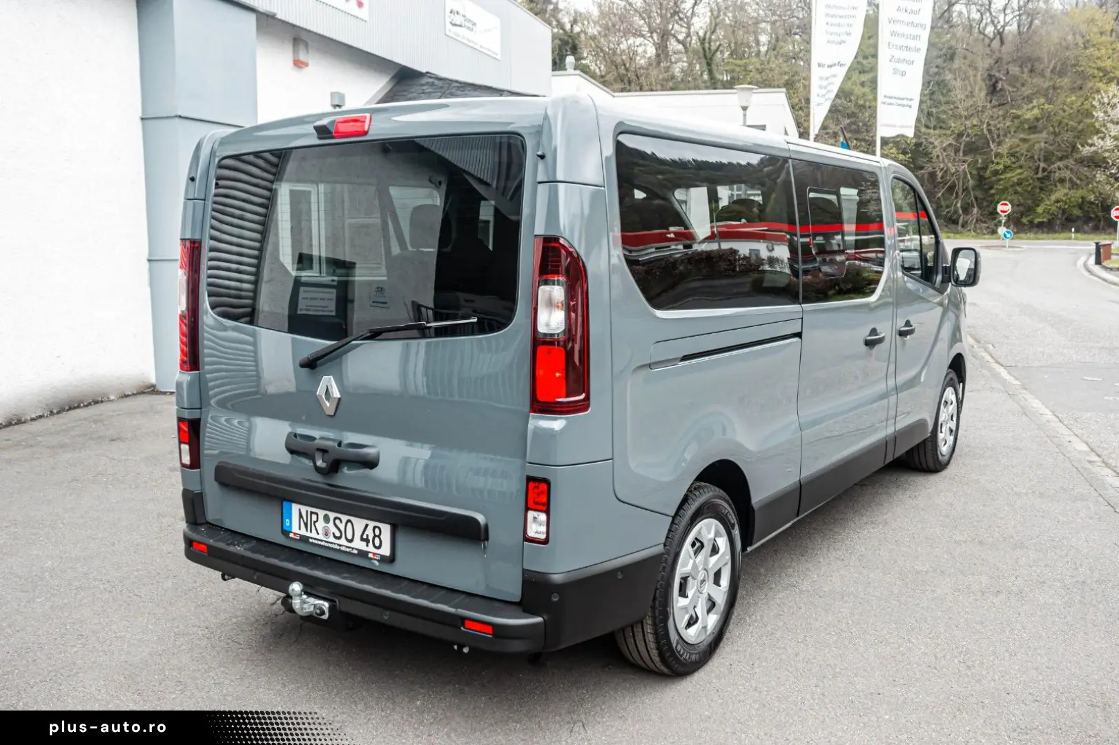 RENAULT Trafic Combi L2H1 - AHK Klima Hi Kamera 9-Sitzer