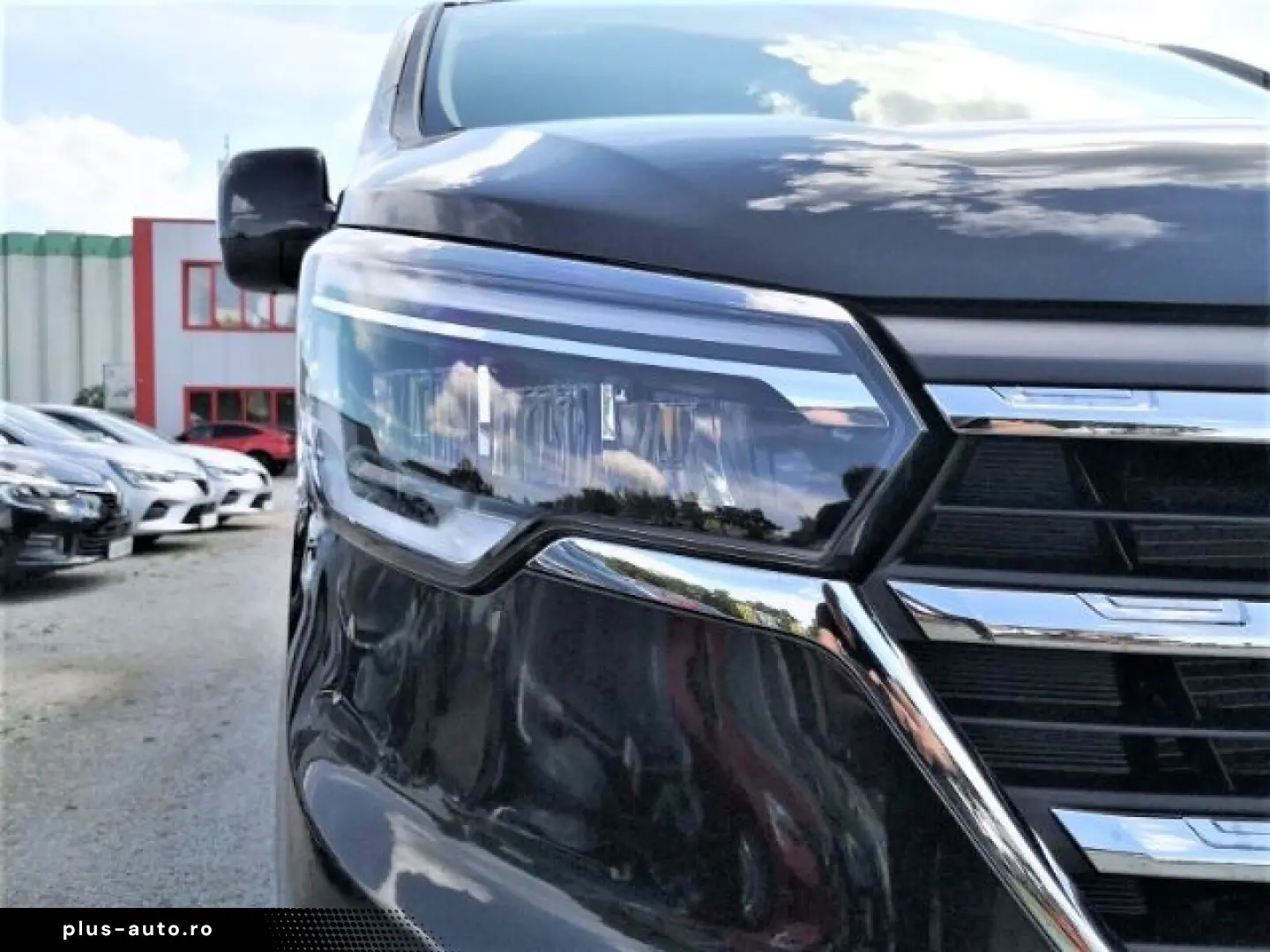 RENAULT Trafic Combi L2H1 3 0t Life 2.0 BLUE dCi 110 9 S