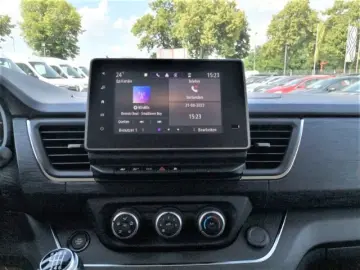 RENAULT Trafic Combi L2H1 3 0t Life 2.0 BLUE dCi 110 9 S