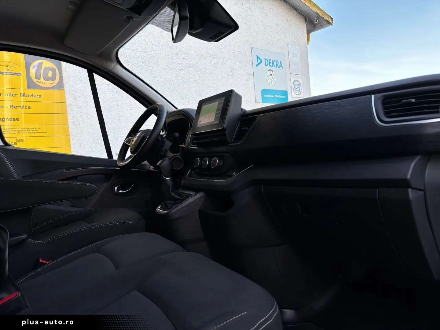 RENAULT Trafic Grand Combi L2 9 SITZE AUTOMATIK 1. HAND