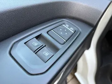 RENAULT Trafic Grand Combi L2 9 SITZE AUTOMATIK 1. HAND