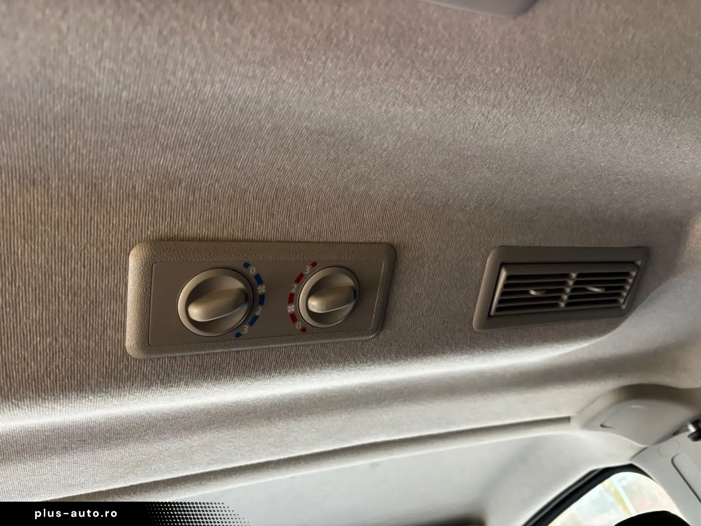 RENAULT Trafic Grand Combi L2 9 SITZE AUTOMATIK 1. HAND