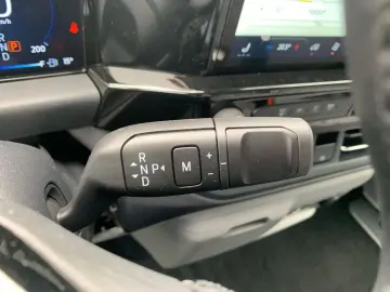 FORD Tourneo Custom Bus 320 L2 Titanium FWD 2.0 EcoBl