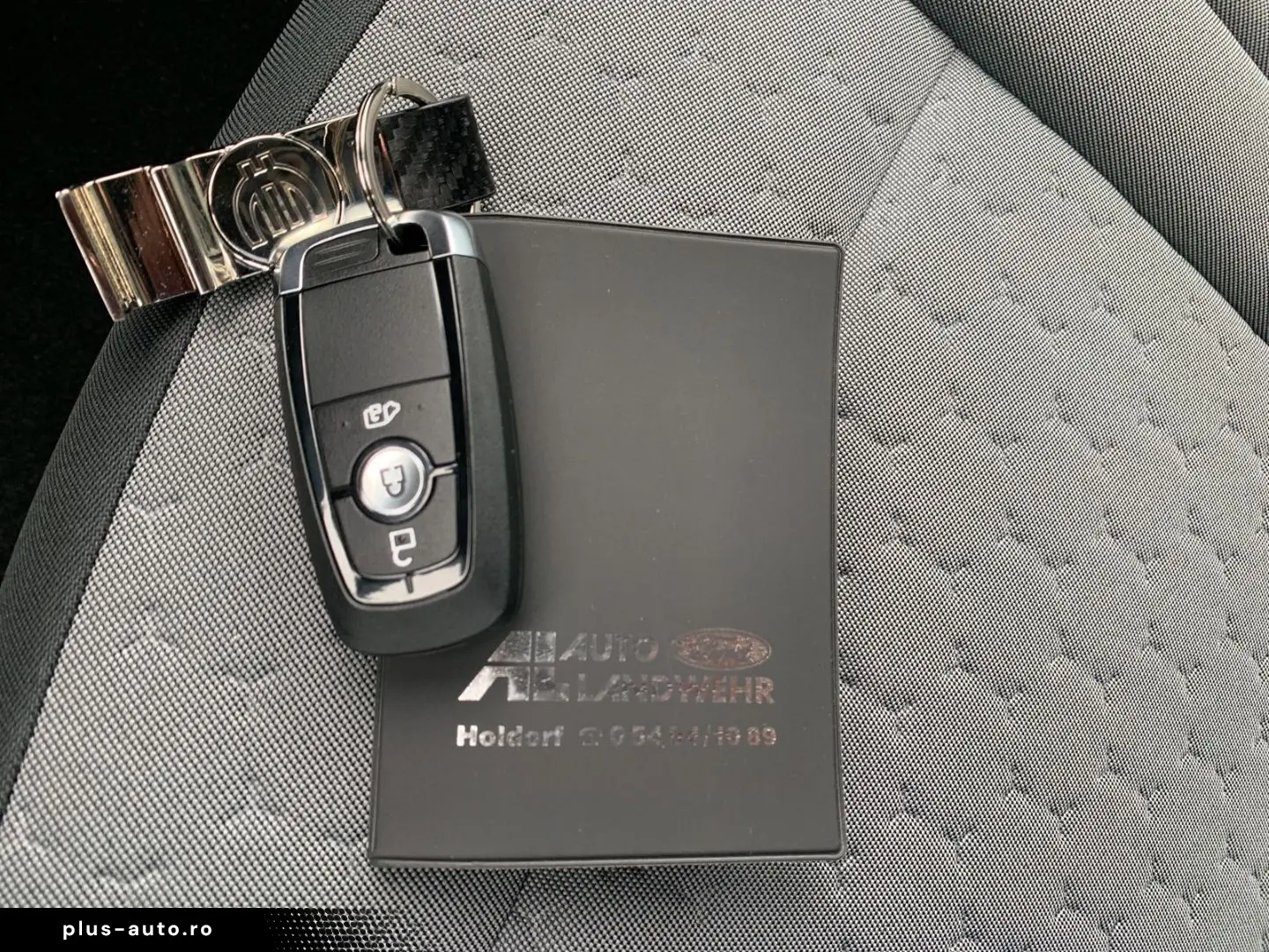 FORD Tourneo Custom Bus 320 L2 Titanium FWD 2.0 EcoBl