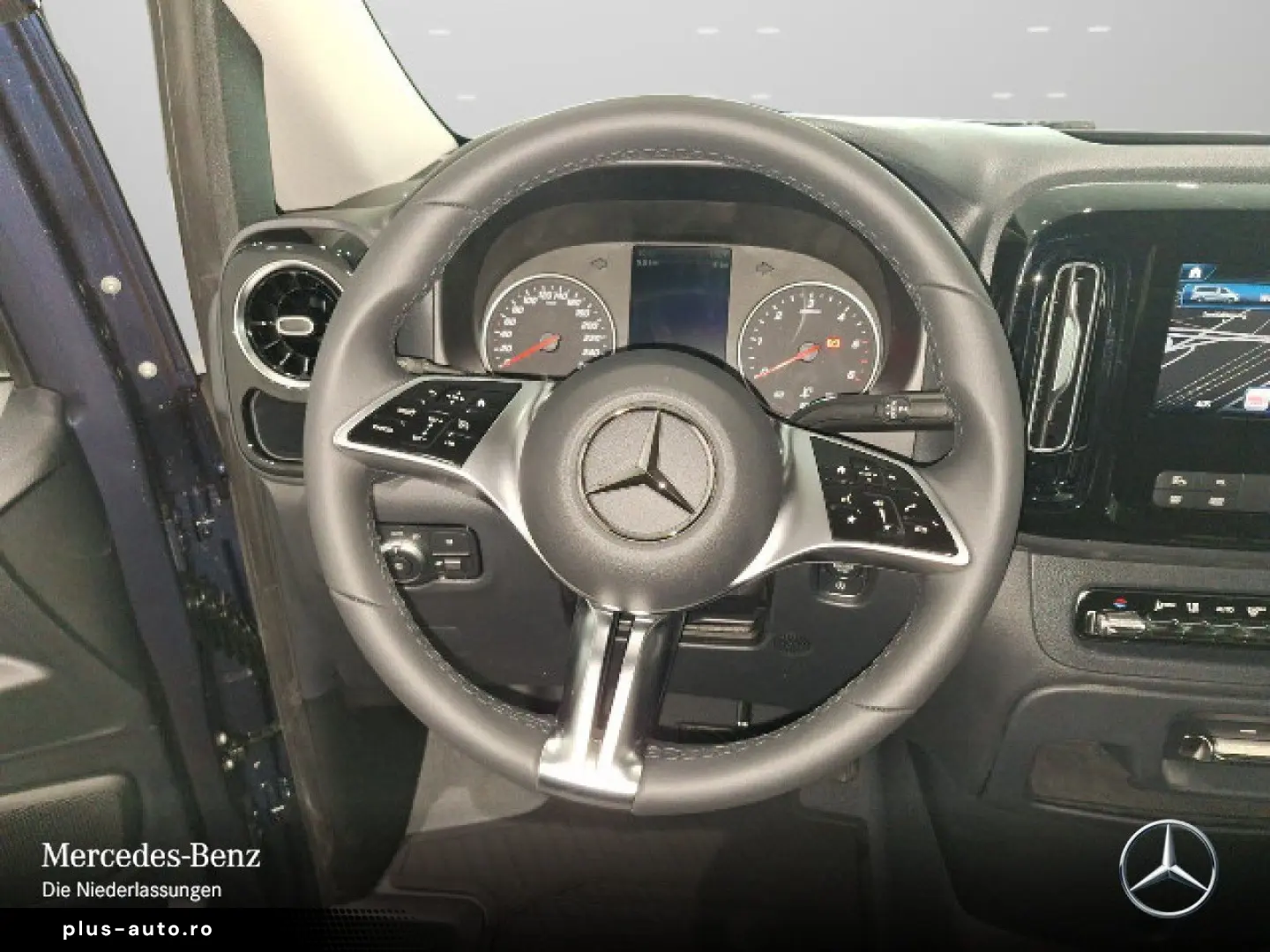 MERCEDES-BENZ Vito 116 CDI Tourer PRO Lang AHK 9G Klimaautom