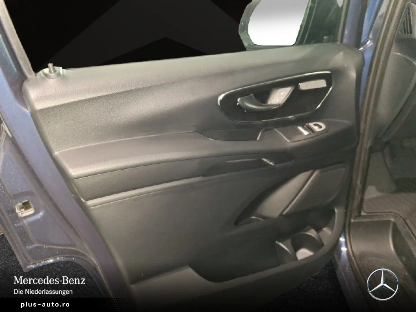 MERCEDES-BENZ Vito 116 CDI Tourer PRO Lang AHK 9G Klimaautom