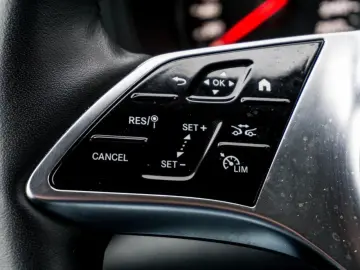 MERCEDES-BENZ Vito 124 CDI 4x4 Tourer PRO Lang Navi &hellip;