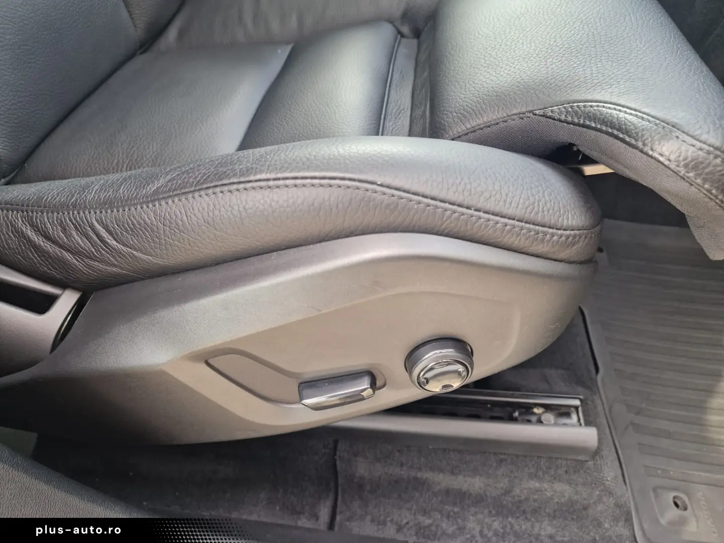 Volvo XC 60 Recharge T8 Twin Engine eAWD Inscription