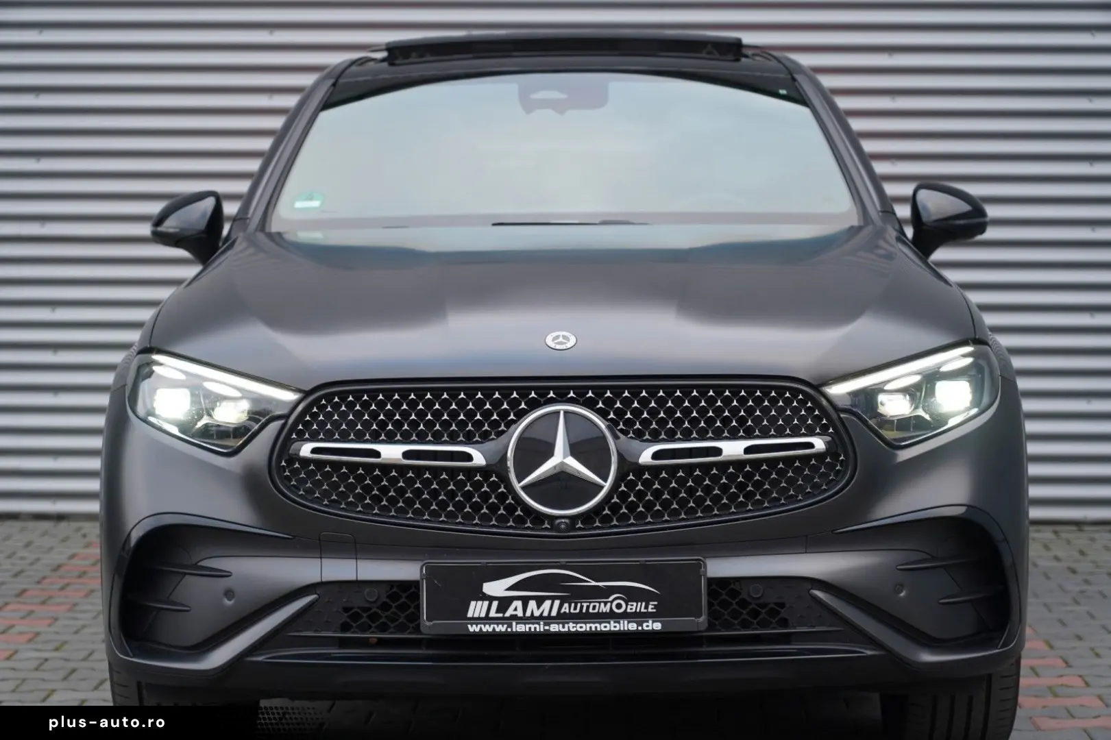 MERCEDES-BENZ GLC300d Coupe 4M AMG PREMIUM PLUS PANO