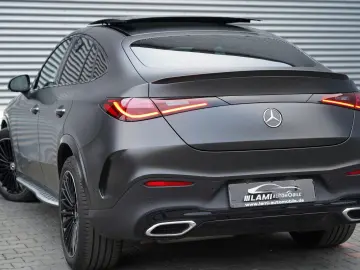MERCEDES-BENZ GLC300d Coupe 4M AMG PREMIUM PLUS PANO