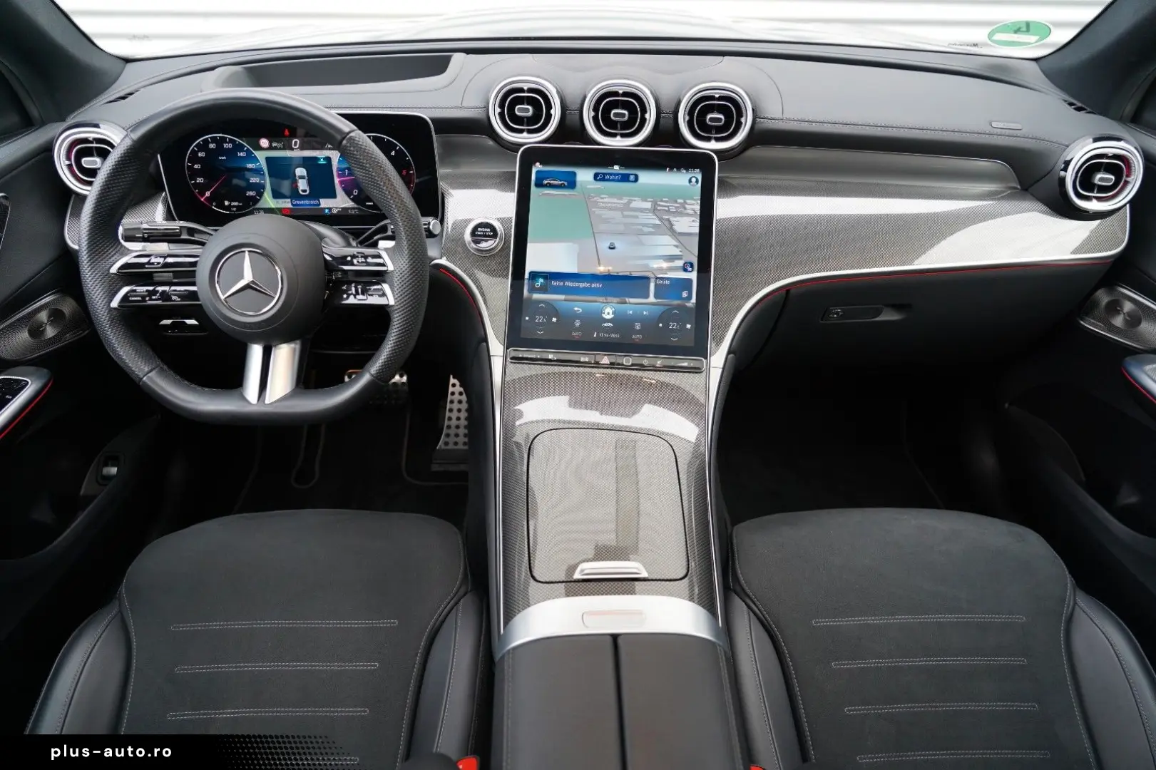 MERCEDES-BENZ GLC300d Coupe 4M AMG PREMIUM PLUS PANO