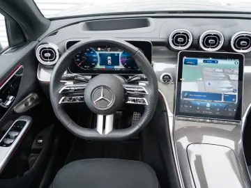 MERCEDES-BENZ GLC300d Coupe 4M AMG PREMIUM PLUS PANO