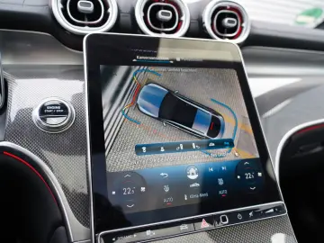 MERCEDES-BENZ GLC300d Coupe 4M AMG PREMIUM PLUS PANO