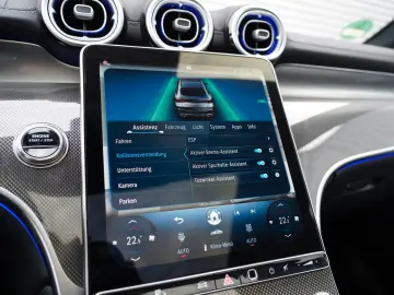 MERCEDES-BENZ GLC300d Coupe 4M AMG PREMIUM PLUS PANO