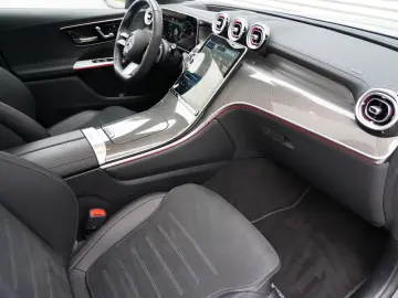 MERCEDES-BENZ GLC300d Coupe 4M AMG PREMIUM PLUS PANO